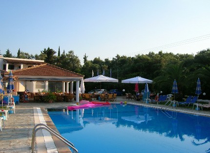 Hotel Yiannis in Ipsos - Corfu